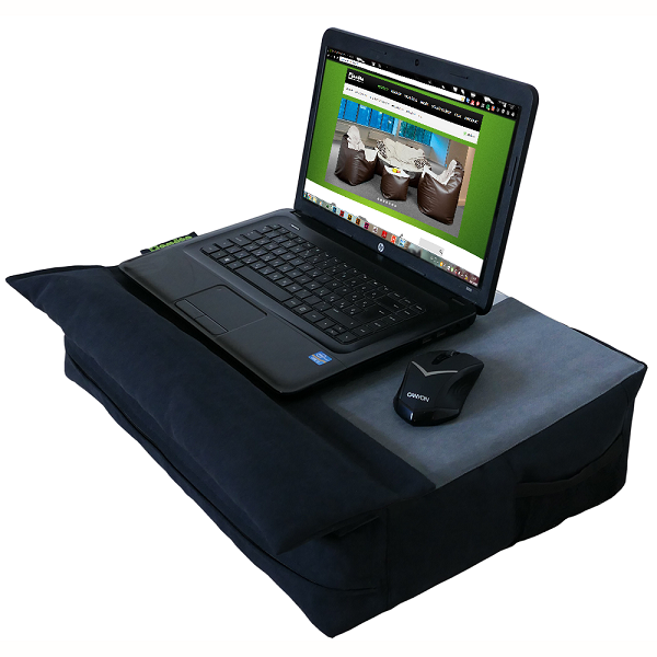 egerpados-laptoptarto-1 Bérelhető babzsák használat közben