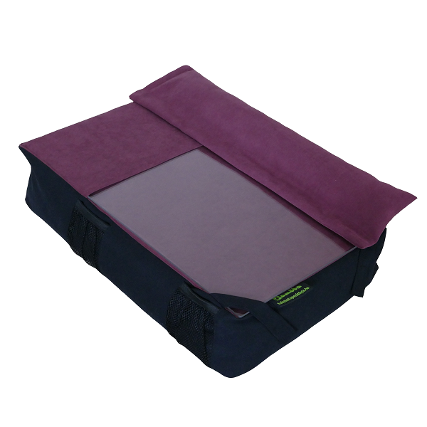 egerpados-laptoptarto 2 Nagy fehér műszőr babzsákfotel lábtartóval